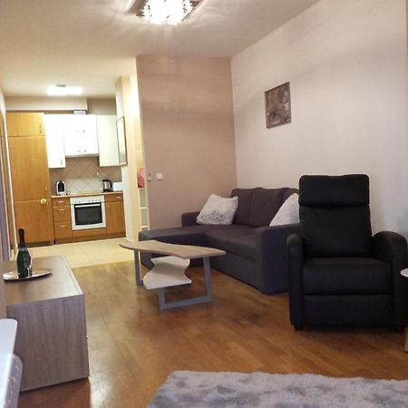Zen Apartman 부더컬라스 외부 사진